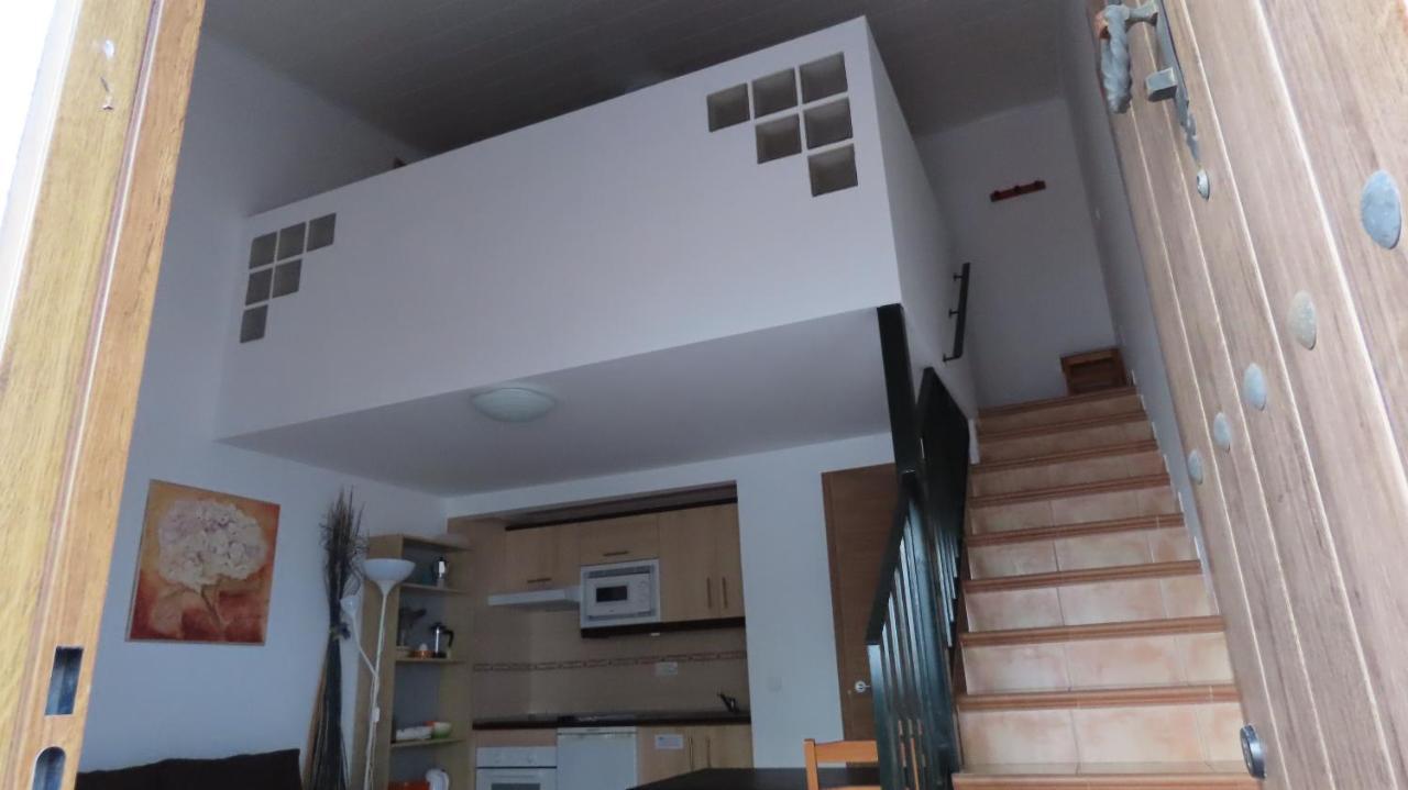 Apartamentos Nerjaluna Luaran gambar