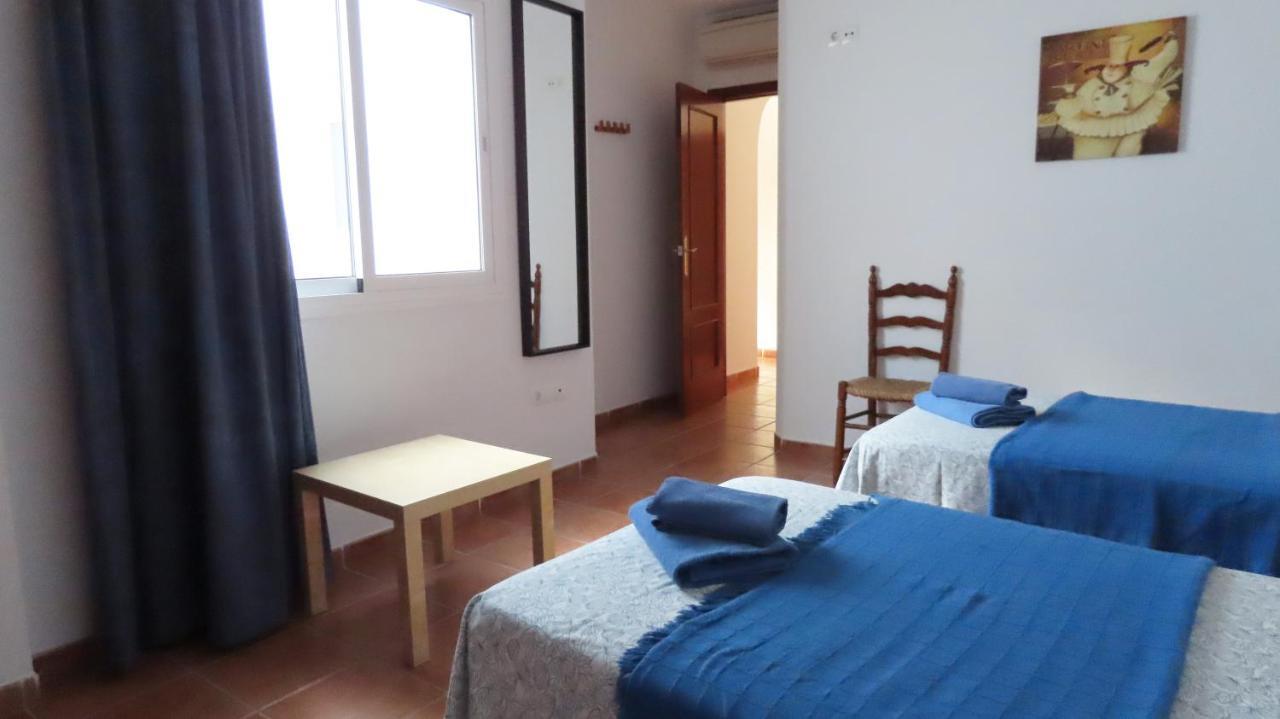 Apartamentos Nerjaluna Luaran gambar