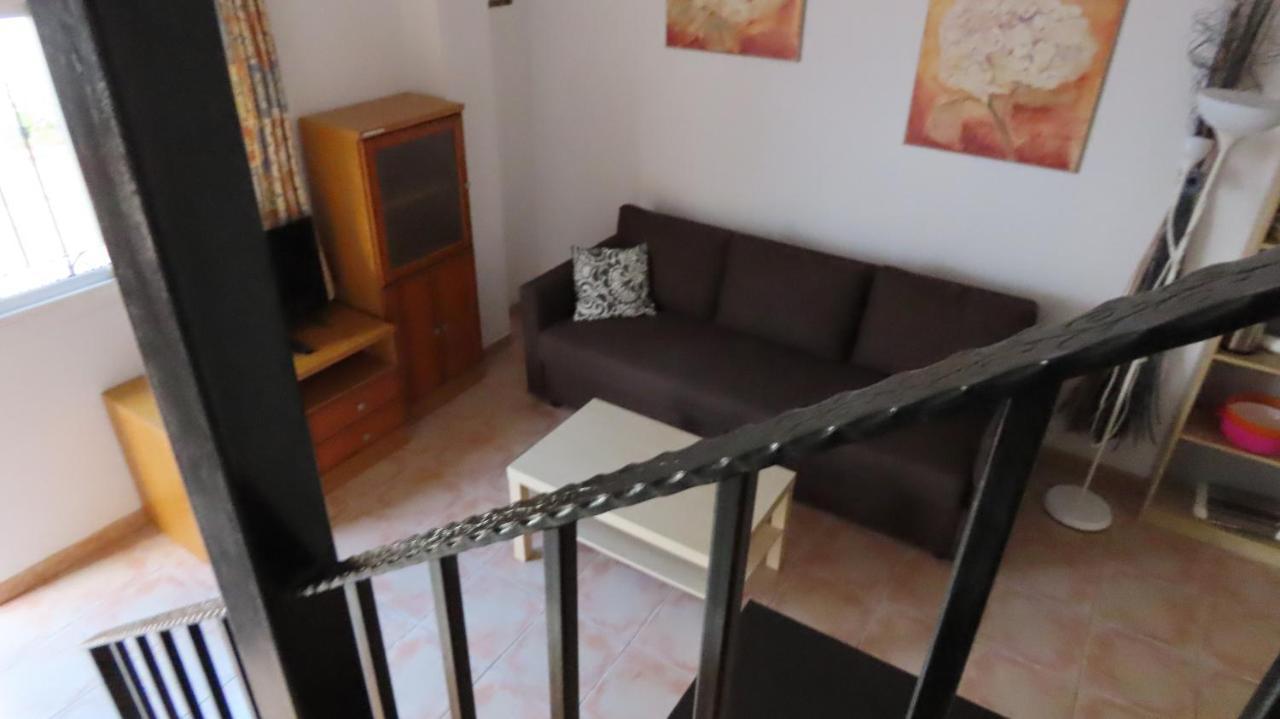 Apartamentos Nerjaluna Luaran gambar