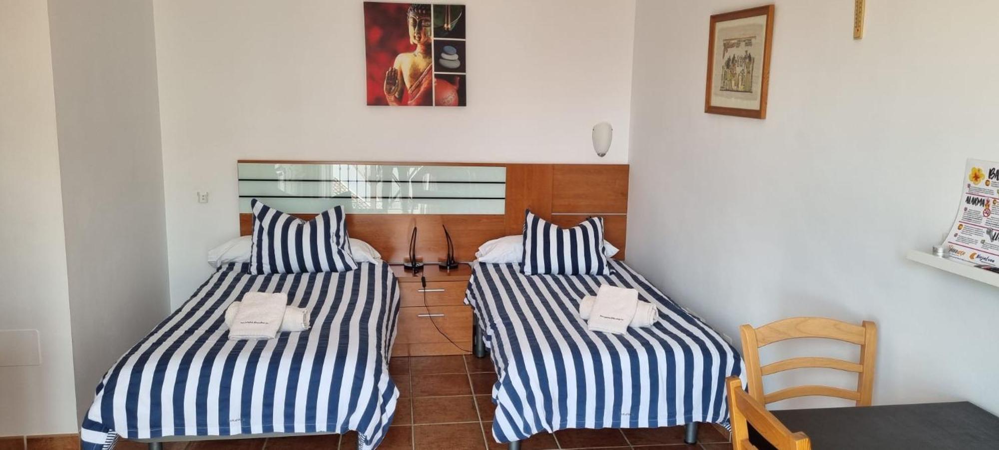 Apartamentos Nerjaluna Luaran gambar